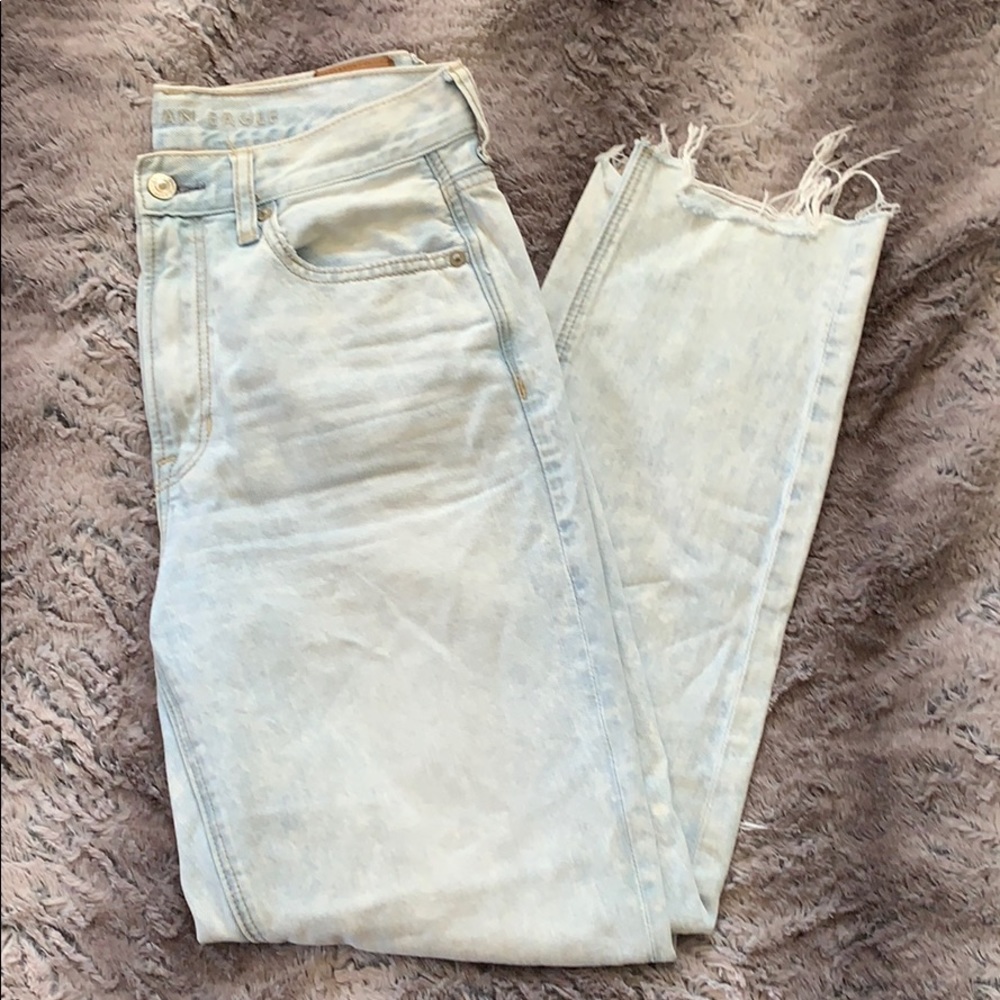 American Eagle Mom Jeans